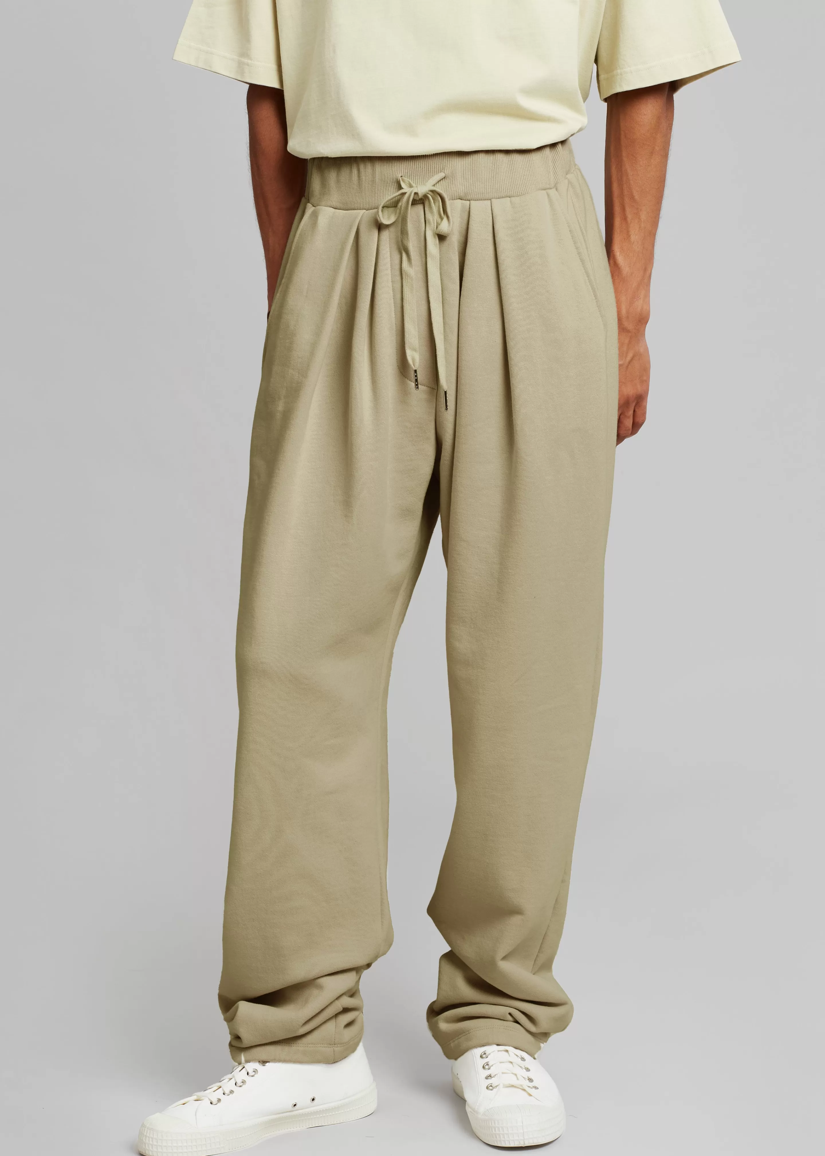 Loungewear | The Frankie Shop Alec Pleated Jogger Pants Olive