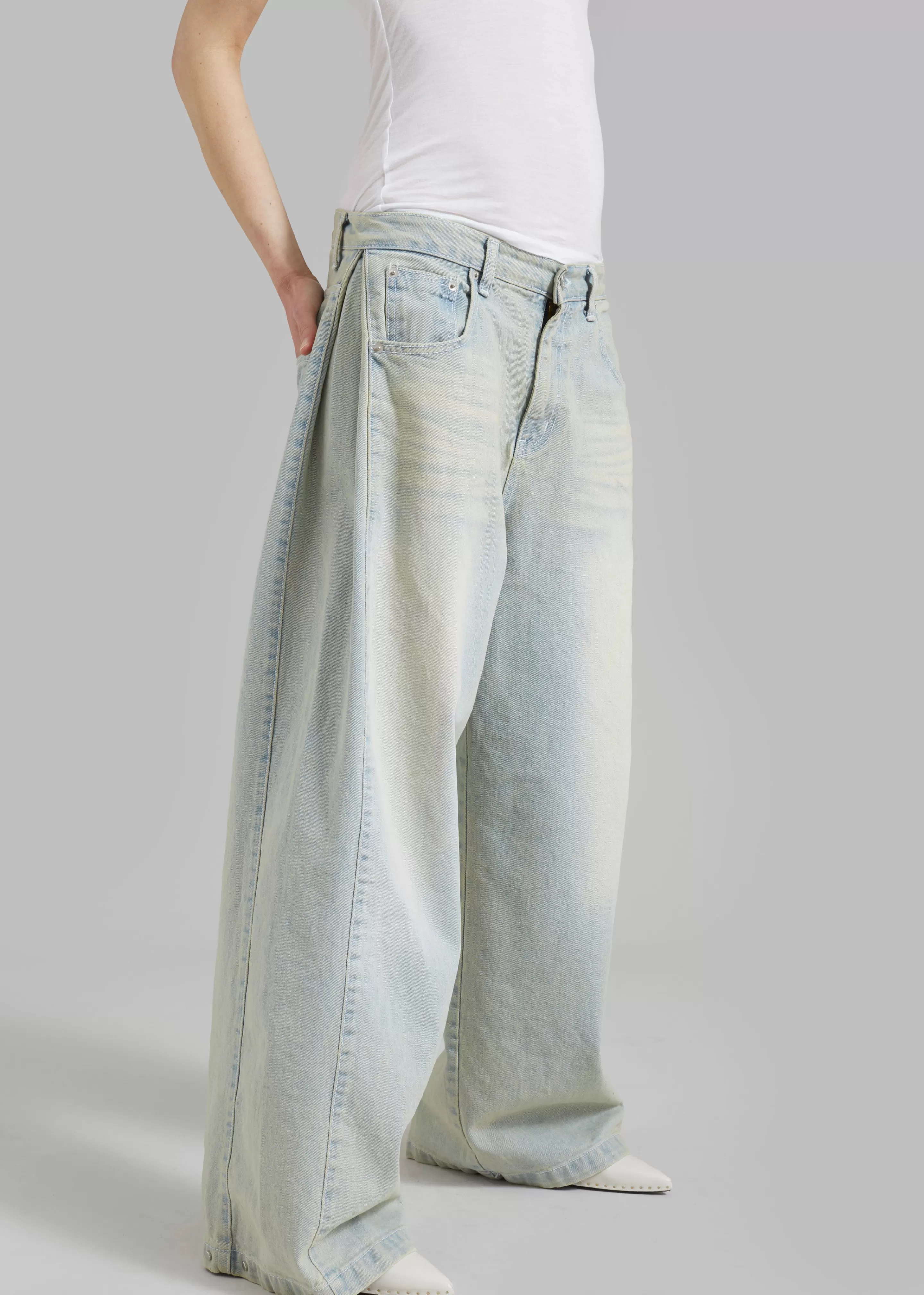 Bottoms | The Frankie Shop Bryony Jeans Bleach