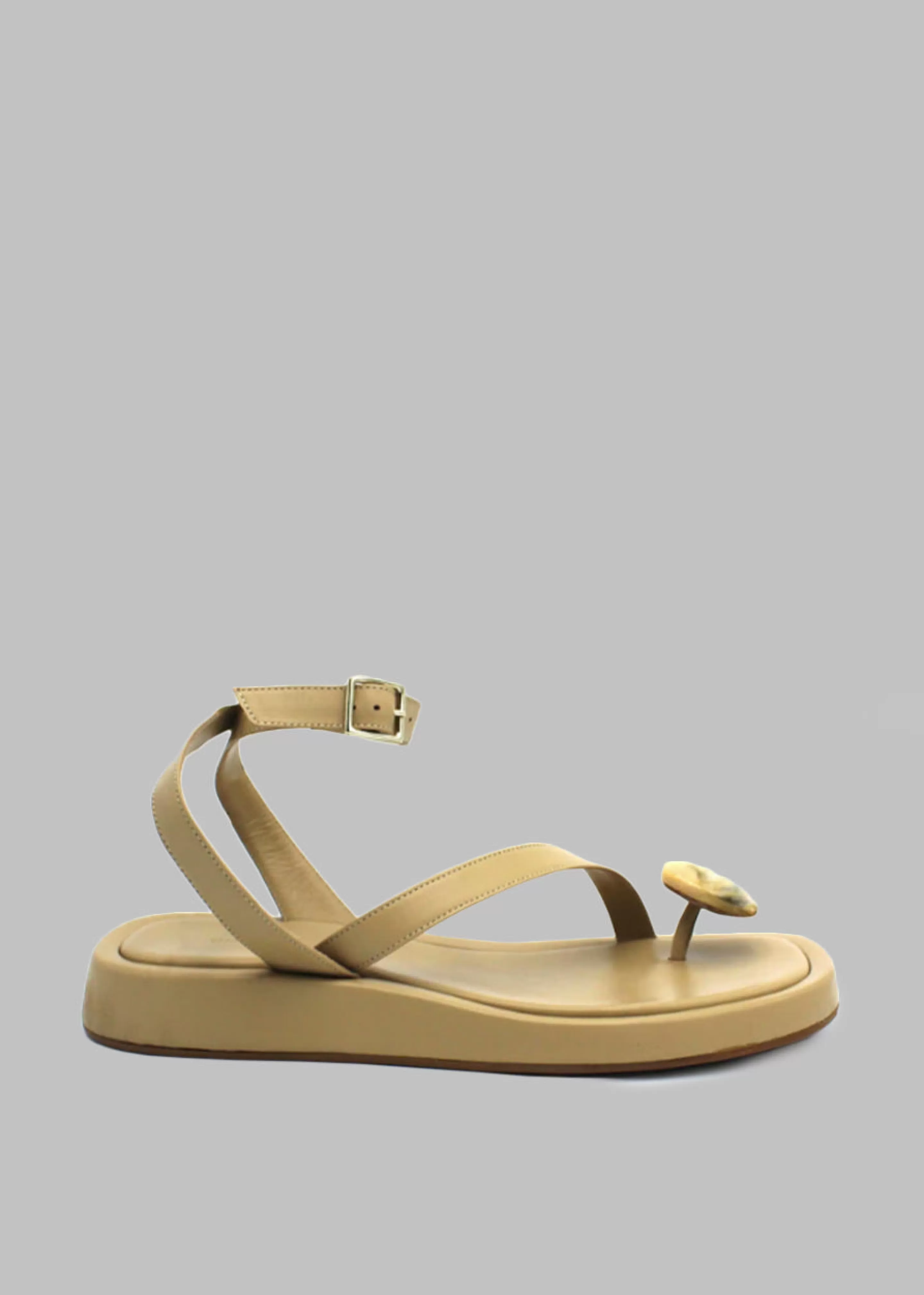 Shoes | The Frankie Shop Gia X Rhw Rosie Flat Wrap Sandal Taupe