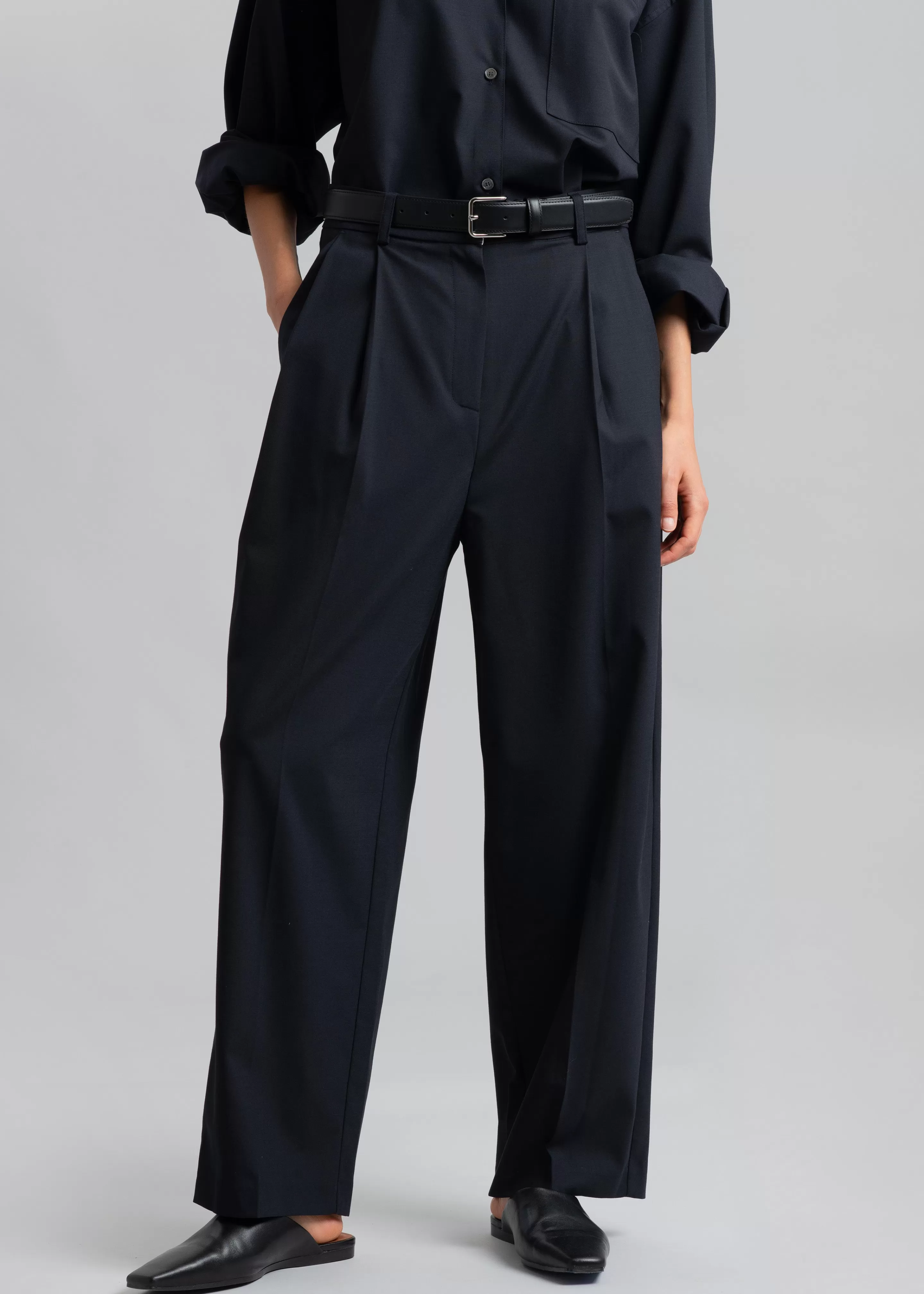 Bottoms | The Frankie Shop Jour Pleated Pants Deep Navy