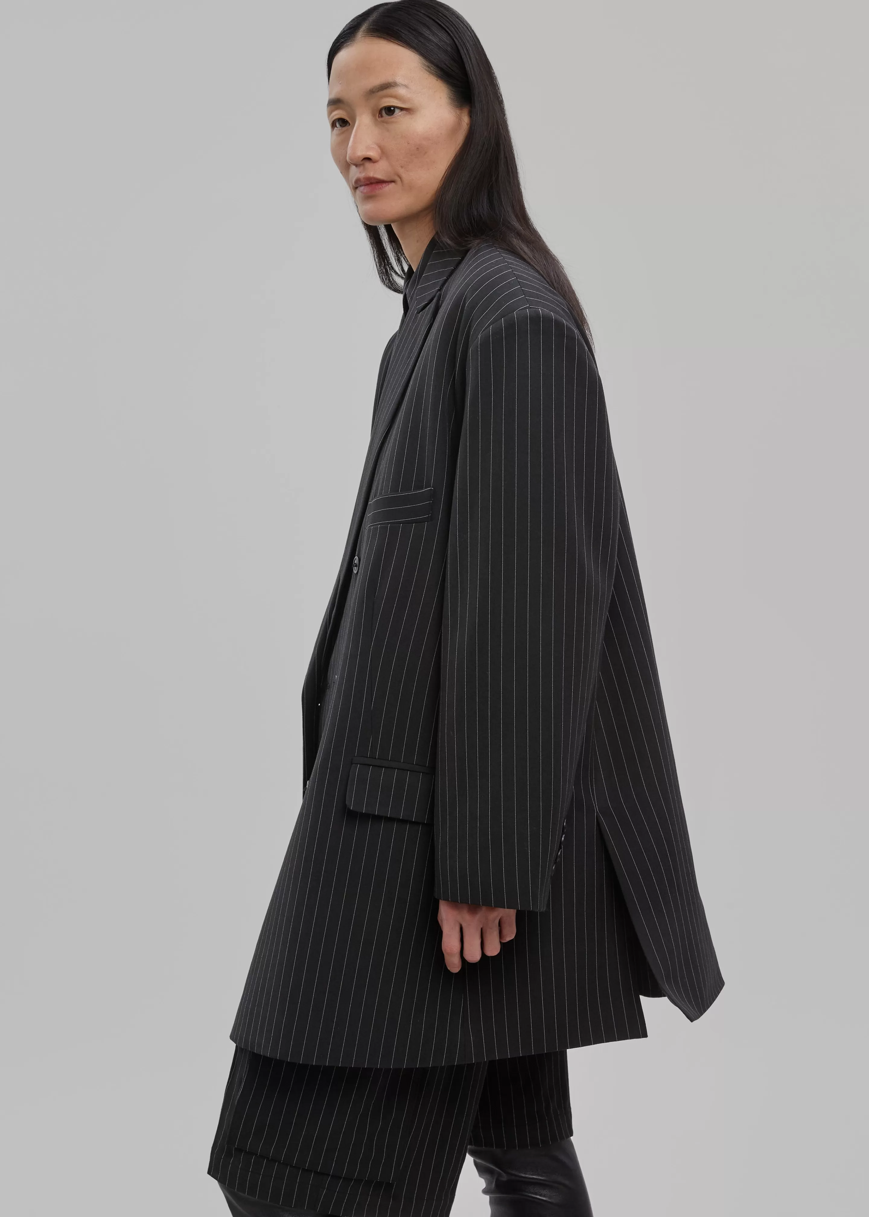 Outerwear | The Frankie Shop Omoka Blazer Black Pinstripe